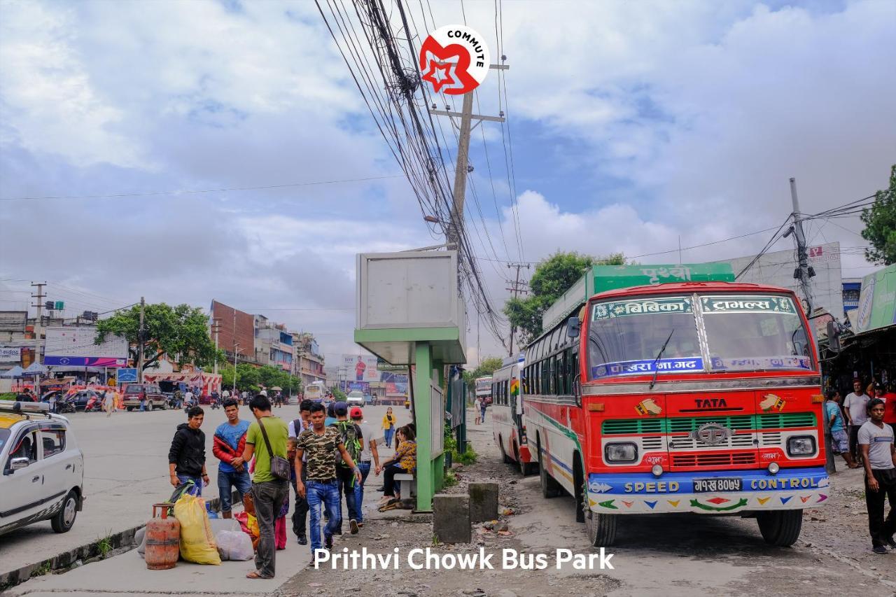 Oyo 575 Api Suites Pokhara Bagian luar foto